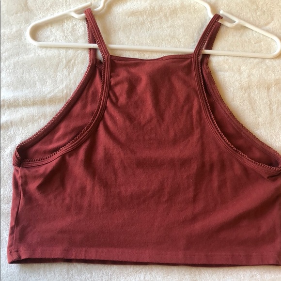 Halter BOHO Crop - Picture 2 of 2